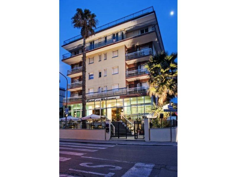 Hotel Welcome Сан-Бенедетто-дель-Тронто Екстер'єр фото