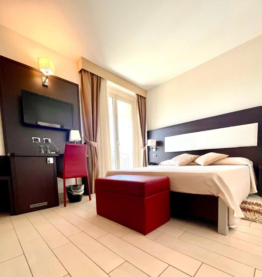 Hotel Welcome Сан-Бенедетто-дель-Тронто Екстер'єр фото