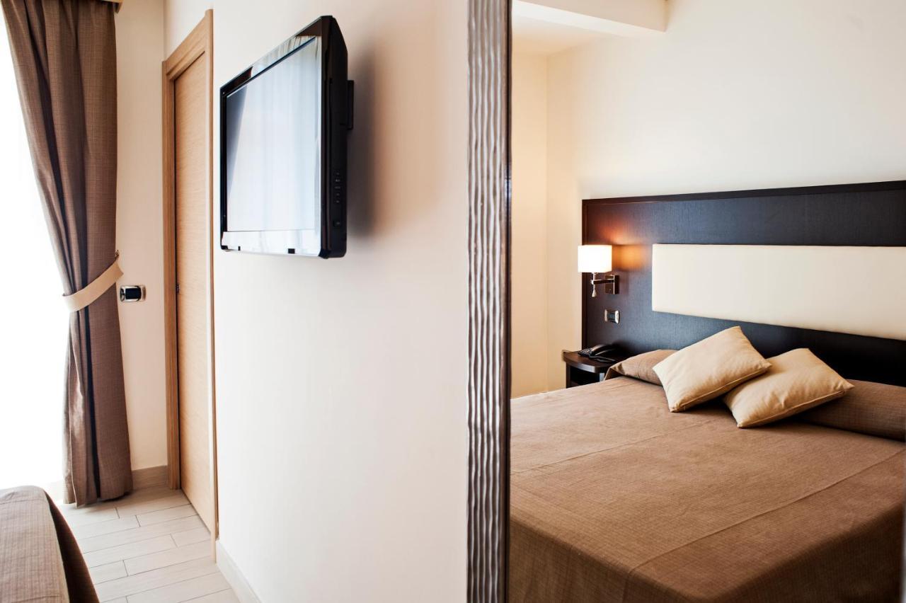 Hotel Welcome Сан-Бенедетто-дель-Тронто Екстер'єр фото